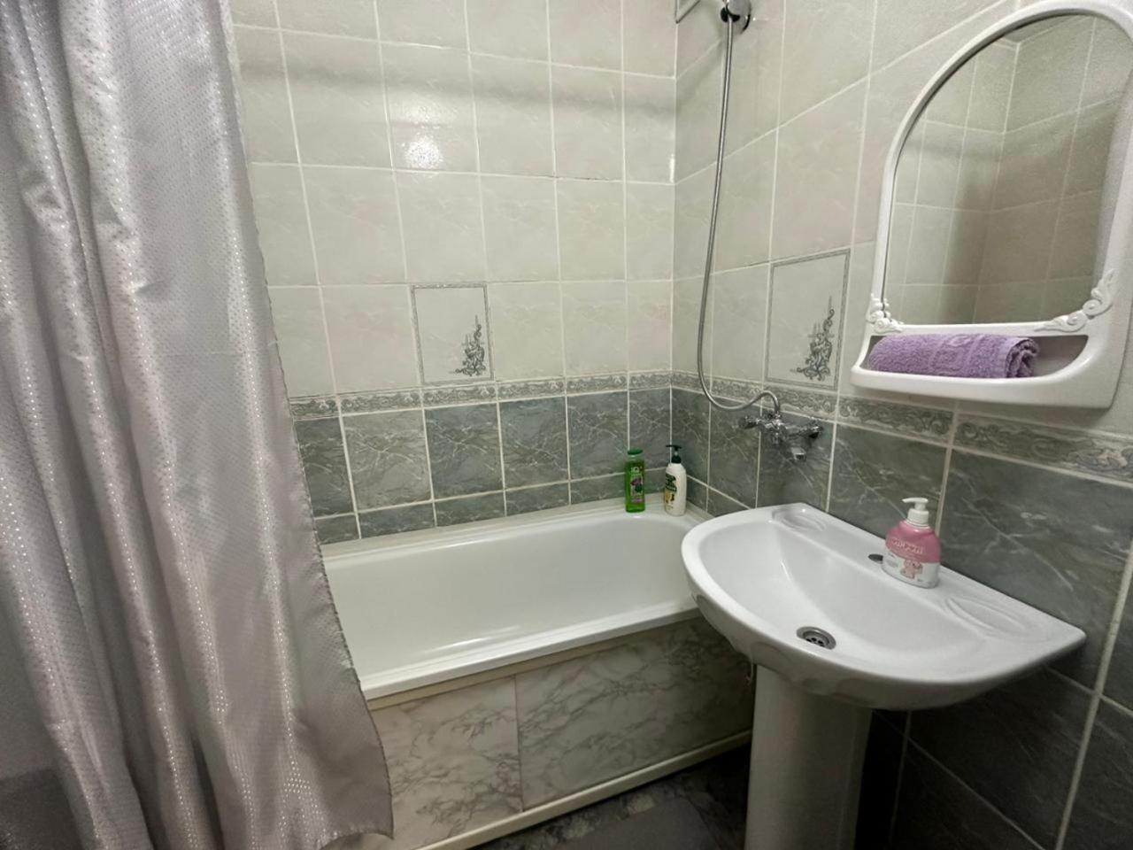 Ustʼ-Kamenogorsk Lux Home На Берегу Ульбы מראה חיצוני תמונה